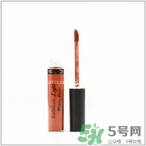 �Ϲ�����ʲô��ɫ���Ϲ��ؿں���ɫ